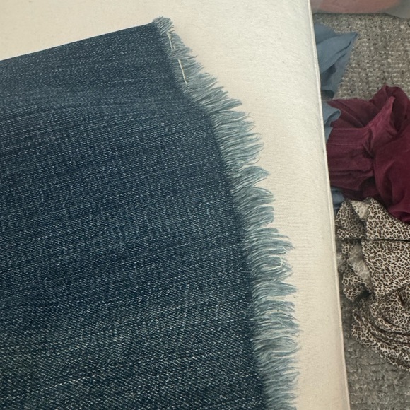 Current Elliot Flip Flop Jeans Raw Hem - Picture 8 of 9